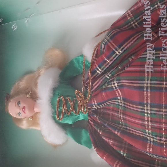 1995 Barbie Special Edition Holiday Hostess Plaid Taffeta Doll Mattel #15816 - Picture 1 of 11